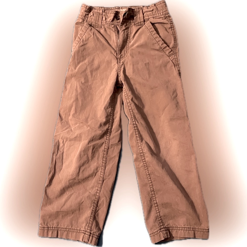Arizona Pants Size 6. Adjustable Waist, Excellent Condition.